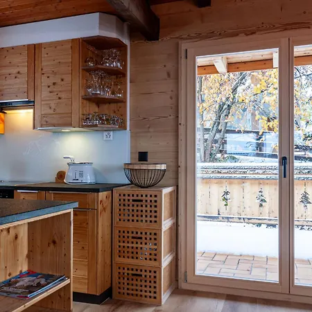 Le Loup- Le Renard Et La Belette By Interhome Nendaz