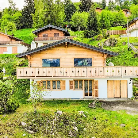 Le Loup- Le Renard Et La Belette By Interhome * Nendaz