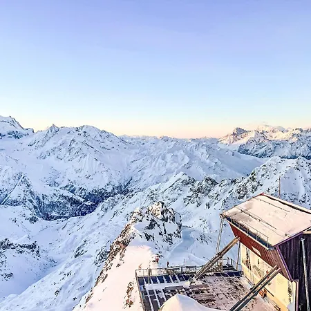 Le Loup- Le Renard Et La Belette By Interhome