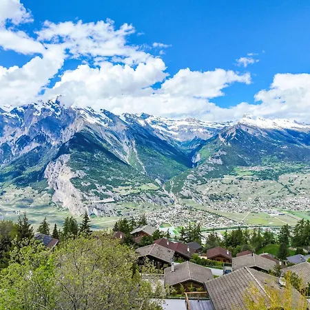 Le Loup- Le Renard Et La Belette By Interhome Chalet *