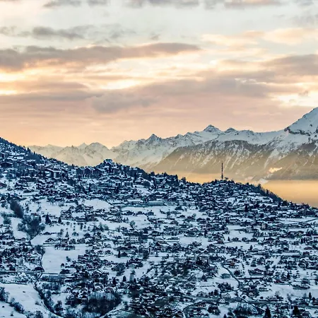 Le Loup- Le Renard Et La Belette By Interhome * Nendaz