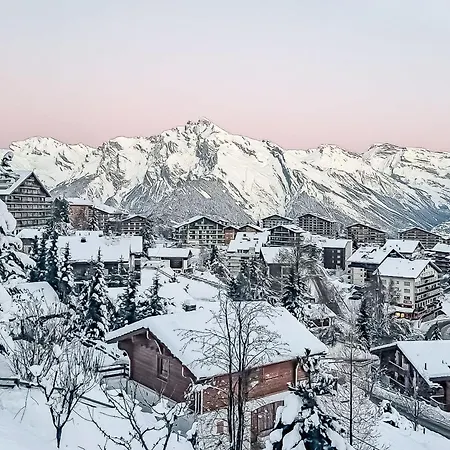 Le Loup- Le Renard Et La Belette By Interhome Dağ evi Nendaz