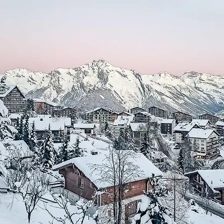 Le Loup- Le Renard Et La Belette By Interhome Chalet Nendaz