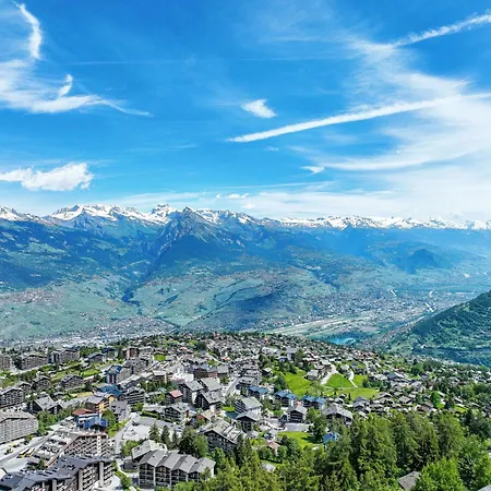 Le Loup- Le Renard Et La Belette By Interhome Chalet *