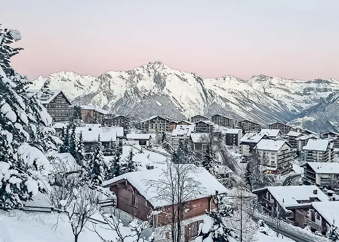Le Loup- Le Renard Et La Belette By Interhome Chalet Nendaz