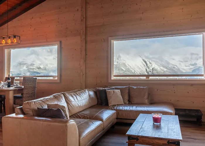 Le Loup- Le Renard Et La Belette By Interhome * Nendaz